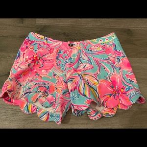 Lilly Pulitzer 5” Buttercup Scallop Short